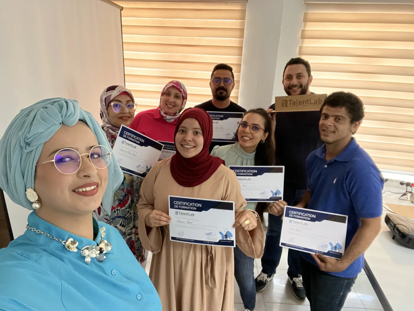 Remise des certifications a la fin d'une formation en marketing digital